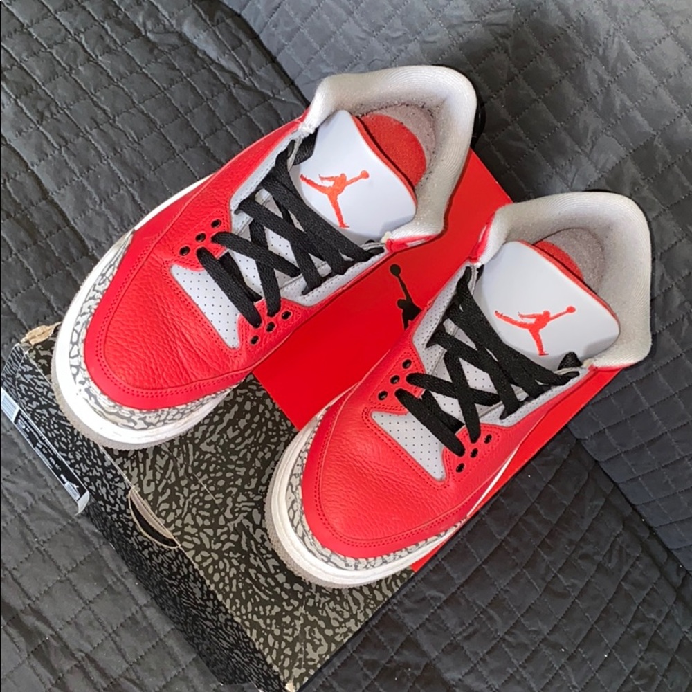 Air Jordan 3 Retro